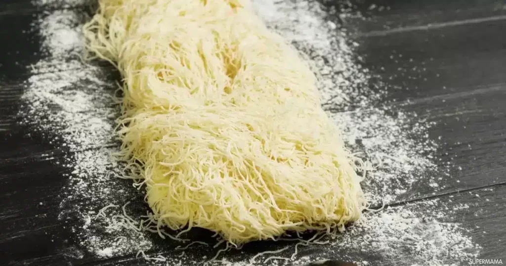 طريقة عمل عجينة الكنافة في البيت