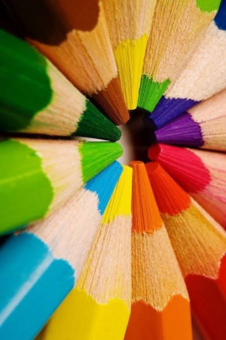 صفات الألوان في علم النفس